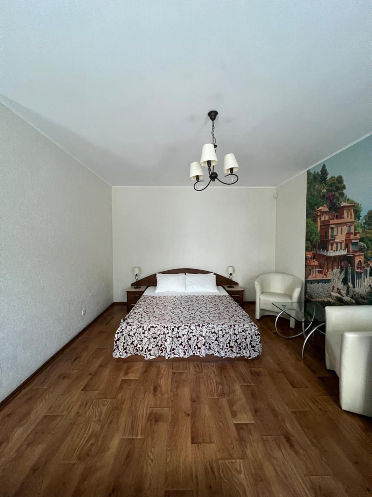 Apart Hotel Asotel Kharkov Luaran gambar