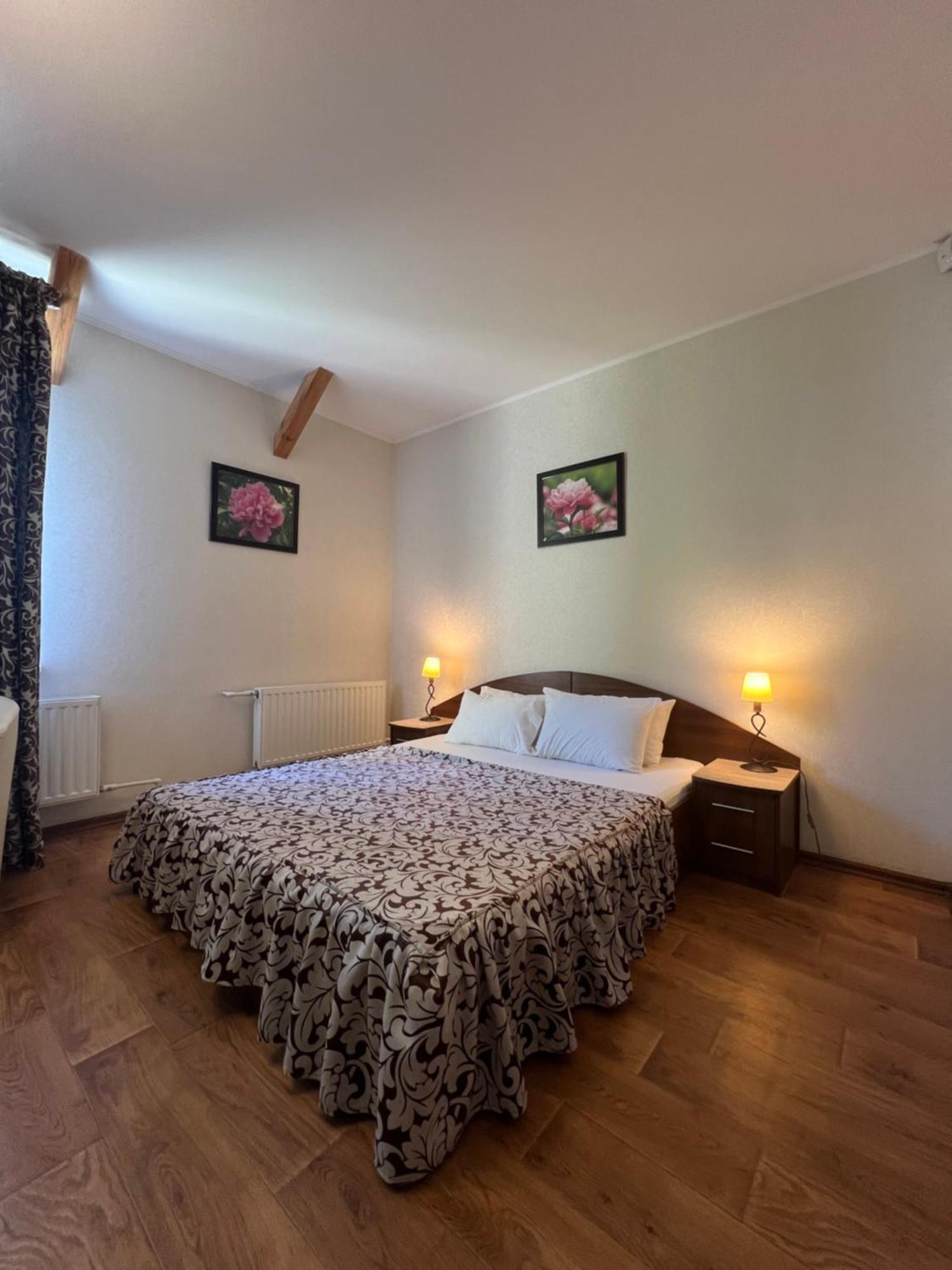 Apart Hotel Asotel Kharkov Luaran gambar