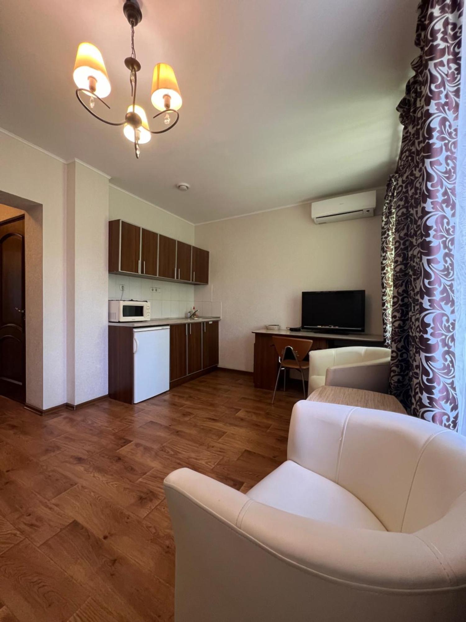 Apart Hotel Asotel Kharkov Luaran gambar