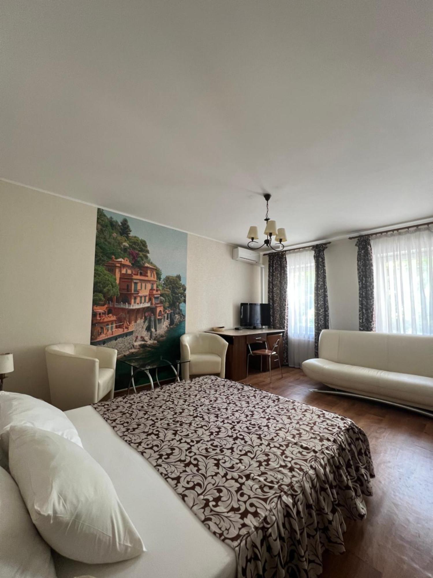 Apart Hotel Asotel Kharkov Luaran gambar