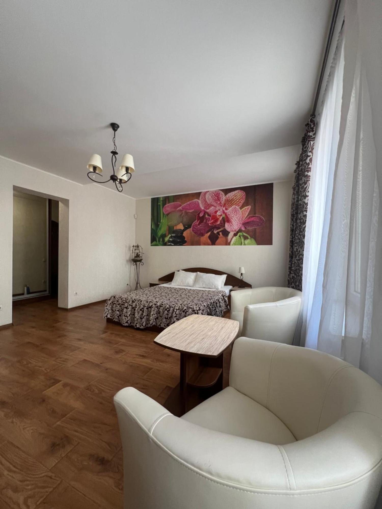 Apart Hotel Asotel Kharkov Luaran gambar