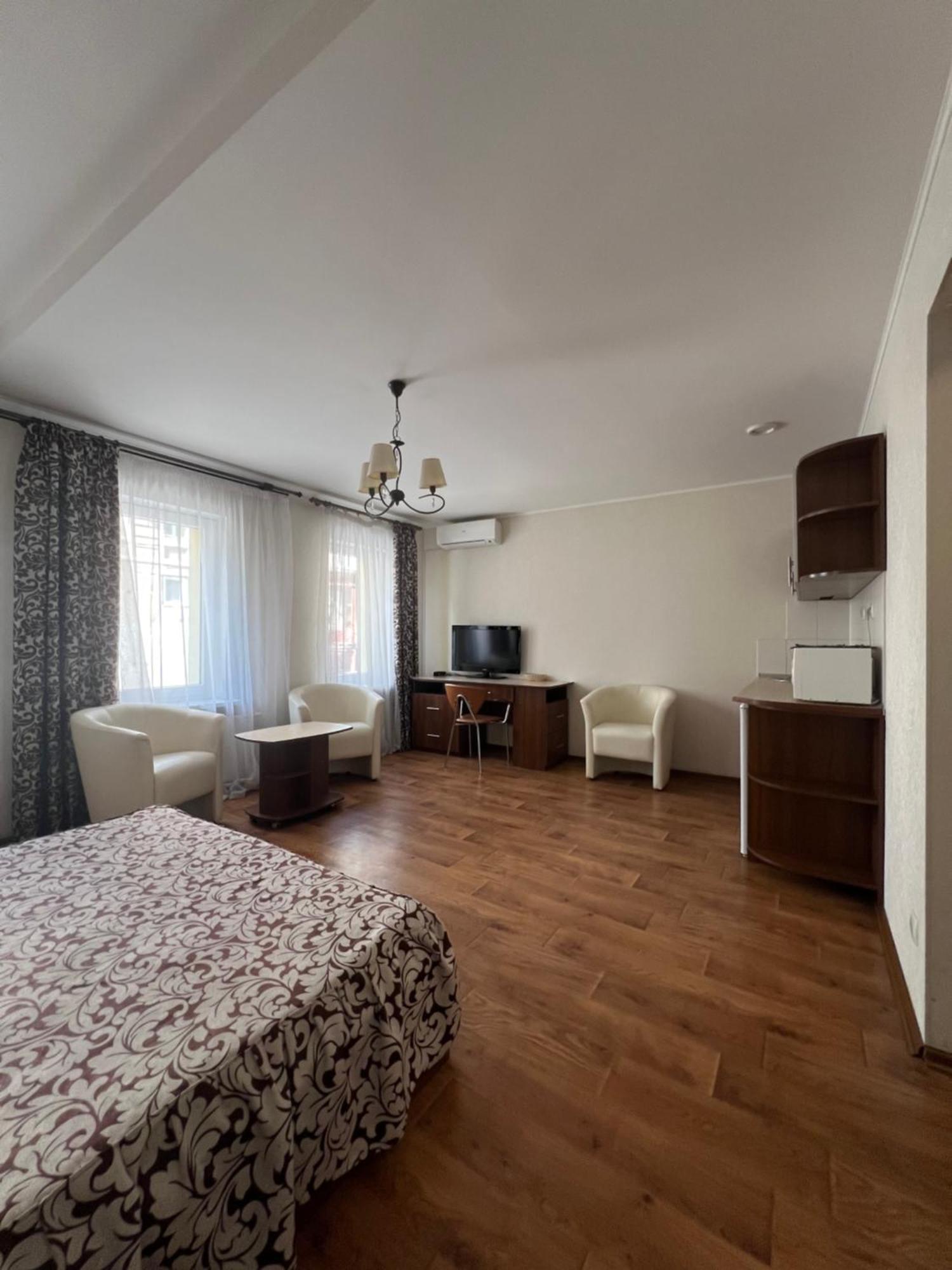 Apart Hotel Asotel Kharkov Luaran gambar