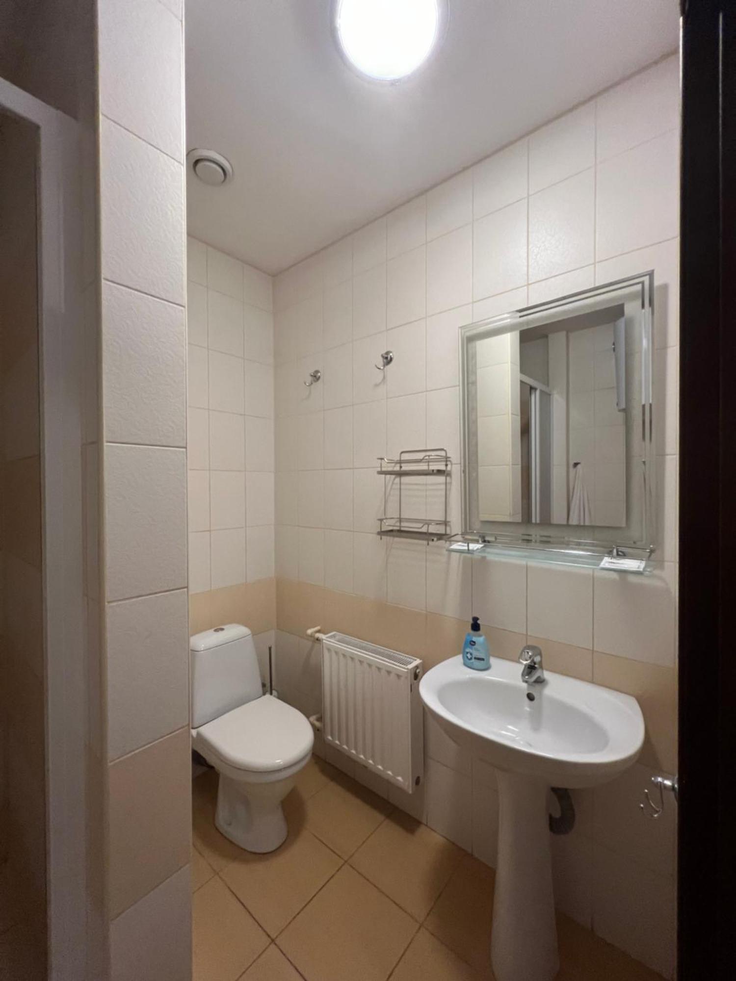 Apart Hotel Asotel Kharkov Luaran gambar