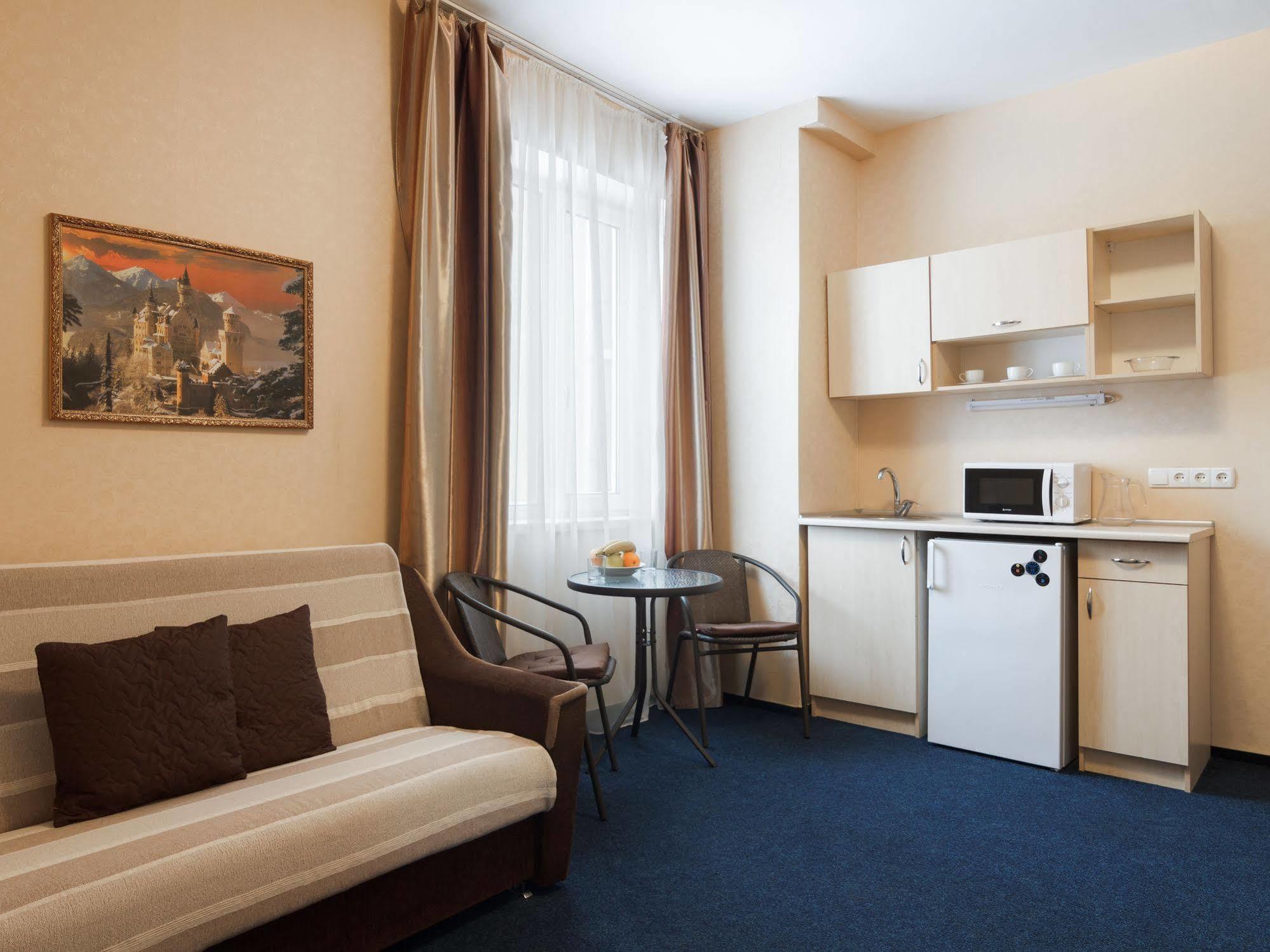 Apart Hotel Asotel Kharkov Luaran gambar