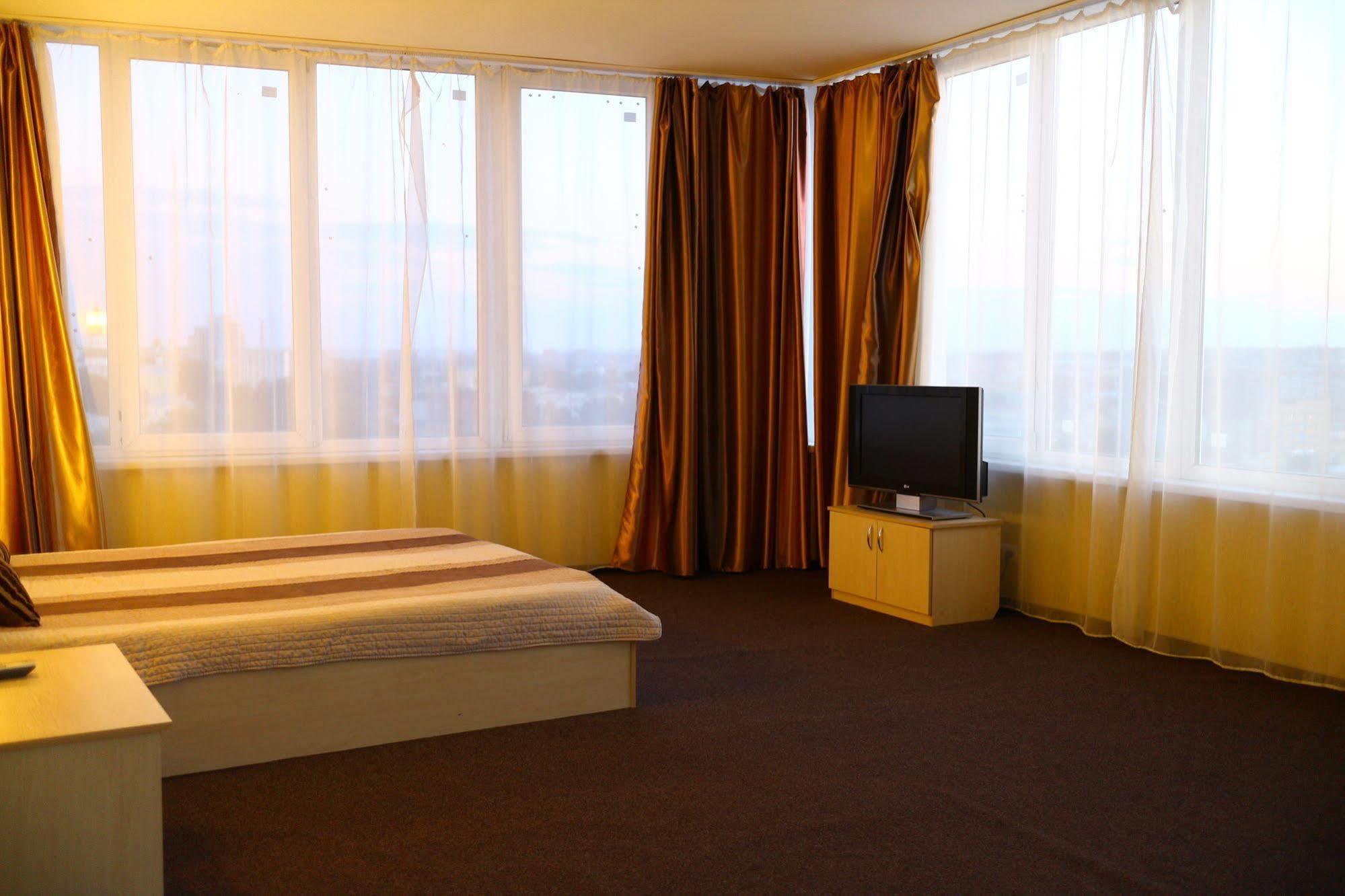 Apart Hotel Asotel Kharkov Luaran gambar