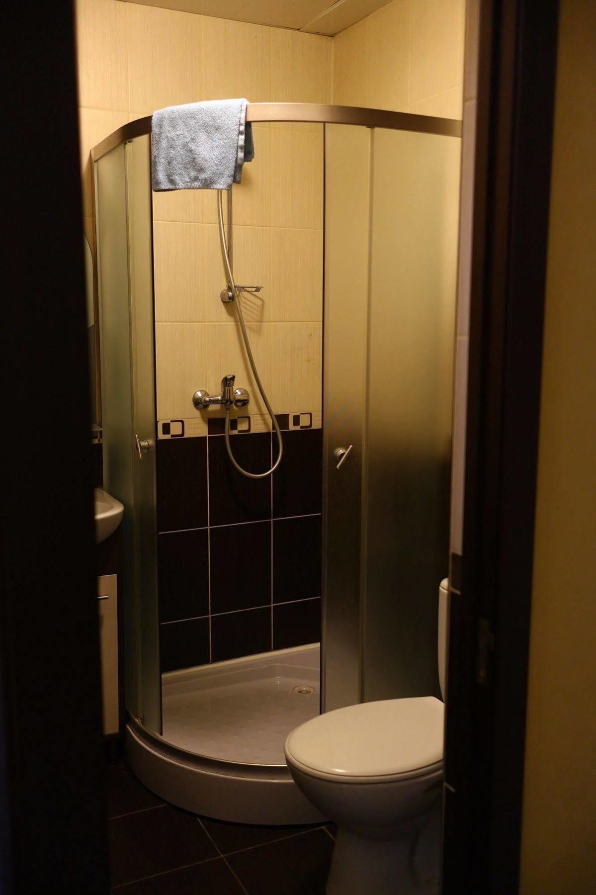 Apart Hotel Asotel Kharkov Luaran gambar